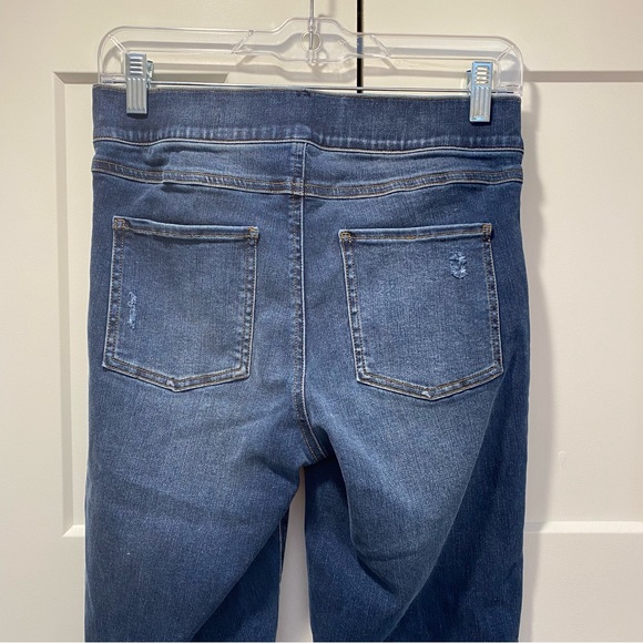 Spanx Distressed Ankle Skinny Jean - Picture 5 of 8